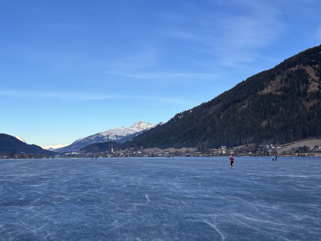 Eislaufen am Weissensee